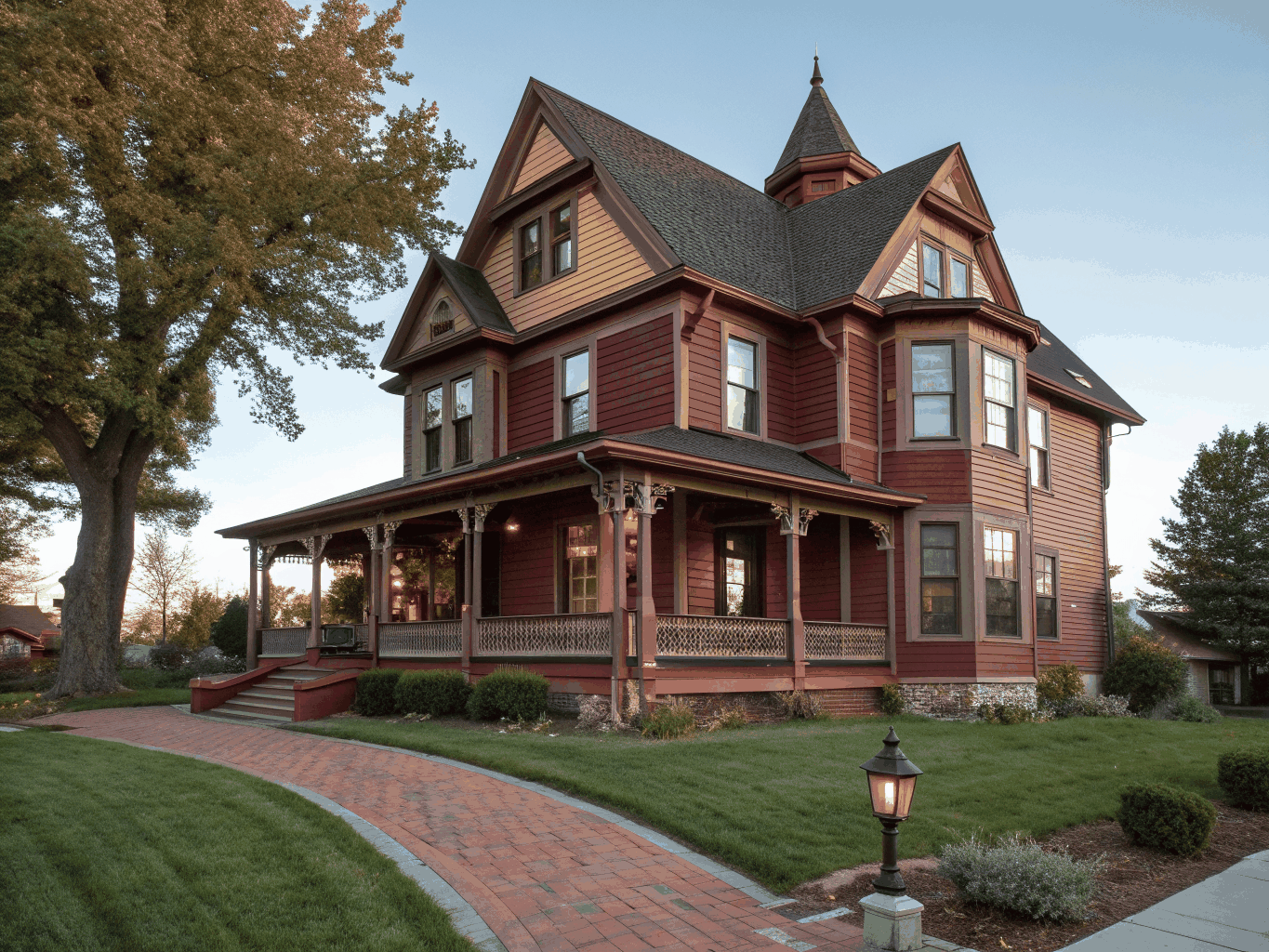 Craftsman Home after siding replacement